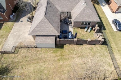 Luxury Living in Hunting Creek - Welcome Home! Nestled in the on Hunting Creek Country Club in Kentucky - for sale on GolfHomes.com, golf home, golf lot