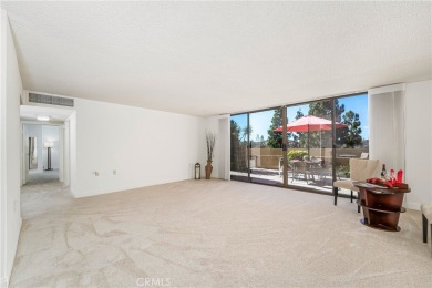 BEST LOCATION IN THE TOWERS!  Spacious *C* unit with beautiful on Leisure Village Par 3 Golf Course in California - for sale on GolfHomes.com, golf home, golf lot