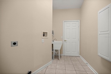 Amazing and spacious 2-bedroom, 2-bathroom home in the highly on Ocala Palms Golf and Country Club in Florida - for sale on GolfHomes.com, golf home, golf lot