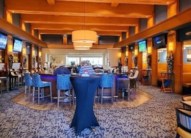 * Must see* WONDERFUL buying or investment opportunity * Unique on The Landings Yacht, Golf and Tennis Club in Florida - for sale on GolfHomes.com, golf home, golf lot