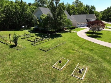 This beautiful home is waiting for you, set on .82 acres backs on Holiday Island Golf Course in Arkansas - for sale on GolfHomes.com, golf home, golf lot