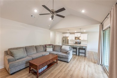 Home sweet home! This LIKE NEW 3 bedrm 2.5 bathrm home built in on Bella Vista Country Club - Scottsdale in Arkansas - for sale on GolfHomes.com, golf home, golf lot