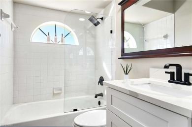 GOLF INCLUDED - TURNKEY  2nd floor 3bed/2bath condo. Located on on Worthington Country Club in Florida - for sale on GolfHomes.com, golf home, golf lot