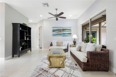 Elegant Courtyard Pool Home with Guest Cabana! GOLF MEMBERSHIP on Hunters Ridge Country Club in Florida - for sale on GolfHomes.com, golf home, golf lot