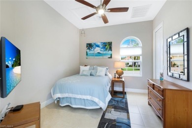Elegant Courtyard Pool Home with Guest Cabana! GOLF MEMBERSHIP on Hunters Ridge Country Club in Florida - for sale on GolfHomes.com, golf home, golf lot