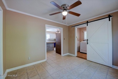 Motivated sellers offering $5,000 buyer incentive! Welcome to on River Bend Golf and Country Club in North Carolina - for sale on GolfHomes.com, golf home, golf lot