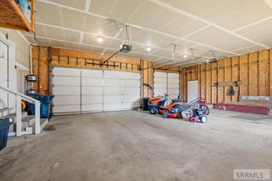 Enjoy golf course living at its finest! Nestled along Sage Lakes on Sage Lakes Municipal Golf Course in Idaho - for sale on GolfHomes.com, golf home, golf lot