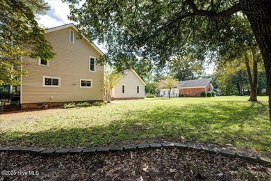 Motivated sellers offering $5,000 buyer incentive! Welcome to on River Bend Golf and Country Club in North Carolina - for sale on GolfHomes.com, golf home, golf lot