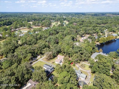 Motivated sellers offering $5,000 buyer incentive! Welcome to on River Bend Golf and Country Club in North Carolina - for sale on GolfHomes.com, golf home, golf lot