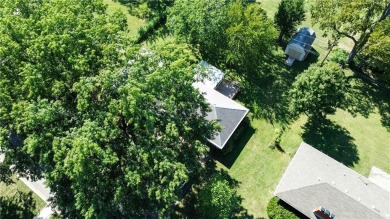 Spacious 3 Bedroom, 3 Bath Ranch Home with 4 Season Sun Room on Royal Meadows Golf Course in Missouri - for sale on GolfHomes.com, golf home, golf lot
