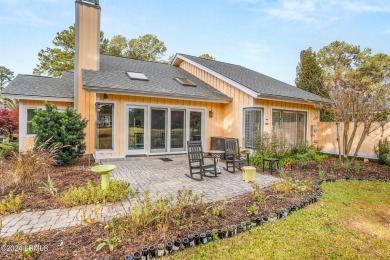 Keeping it simple in this charming one-level home overlooking a on Dataw Island Club in South Carolina - for sale on GolfHomes.com, golf home, golf lot