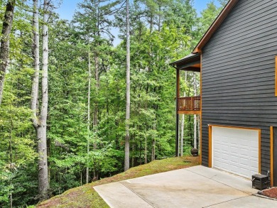 This stunning 4-bedroom, 4-bath home offers the perfect blend of on White Path Golf Club in Georgia - for sale on GolfHomes.com, golf home, golf lot