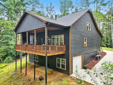 This stunning 4-bedroom, 4-bath home offers the perfect blend of on White Path Golf Club in Georgia - for sale on GolfHomes.com, golf home, golf lot