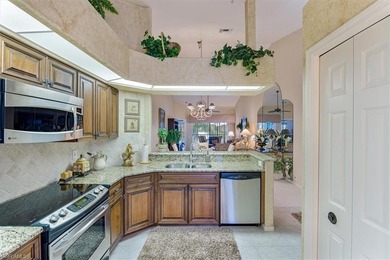 Stunning 3BR/2BA 2nd-floor End unit in the member owned Bundled on Worthington Country Club in Florida - for sale on GolfHomes.com, golf home, golf lot