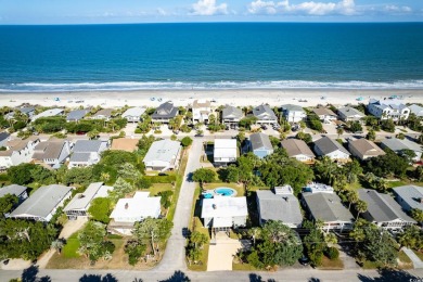 415 Sundial Drive | South Litchfield Beach  Just steps from the on Pawleys Plantation Golf and Country Club in South Carolina - for sale on GolfHomes.com, golf home, golf lot