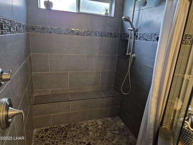 Motivated seller-will look at ALL offers! This golf course on London Bridge Golf Course in Arizona - for sale on GolfHomes.com, golf home, golf lot