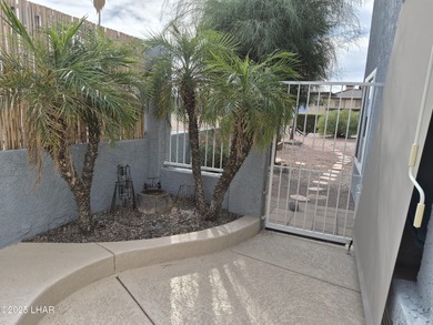 Motivated seller-will look at ALL offers! This golf course on London Bridge Golf Course in Arizona - for sale on GolfHomes.com, golf home, golf lot