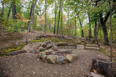 Welcome to the Lost 8! This incredible piece of property is the on Bella Vista Country Club - Kingswood in Arkansas - for sale on GolfHomes.com, golf home, golf lot