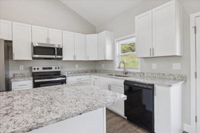 Stunning 3-bedroom, 3-bathroom home in Jefferson City, just on Patriot Hills Golf Club in Tennessee - for sale on GolfHomes.com, golf home, golf lot