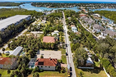 Stunning Turnkey Coastal Retreat Near Naples Bay!! This on Windstar on Naples Bay in Florida - for sale on GolfHomes.com, golf home, golf lot
