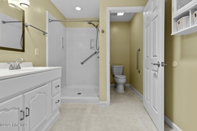 Welcome to this charming 3-bedroom, 2-bathroom home located in on Harbour Point Golf Club in North Carolina - for sale on GolfHomes.com, golf home, golf lot