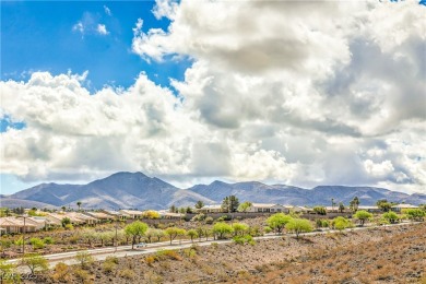 Located in the 55+ Sun City Anthem Community, this beautifully on Revere Golf Club in Nevada - for sale on GolfHomes.com, golf home, golf lot