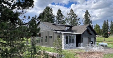 Brand New Construction in MeadowCreek Golf Resort only 15 min on Meadowcreek Golf Resort in Idaho - for sale on GolfHomes.com, golf home, golf lot