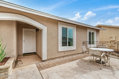 The home in Fountain of the Sun you've been waiting for! 3 BR on Fountain of the Sun Country Club in Arizona - for sale on GolfHomes.com, golf home, golf lot