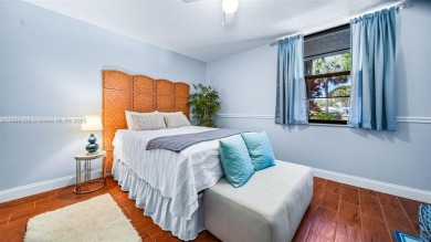 Beautifully updated 2-bed, 2-bath condo in Whitehall at Pine on Pine Island Ridge Country Club in Florida - for sale on GolfHomes.com, golf home, golf lot