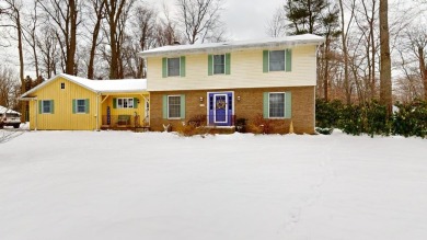 Welcome to this charming 2-story home nestled on .72 acres in on Lake Shore Country Club in Pennsylvania - for sale on GolfHomes.com, golf home, golf lot