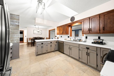 'Welcome Home' Welcome to your 1,984 sq ft blend of 1970's charm on Druid Hills Golf Club in Tennessee - for sale on GolfHomes.com, golf home, golf lot