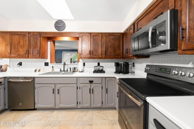 'Welcome Home' Welcome to your 1,984 sq ft blend of 1970's charm on Druid Hills Golf Club in Tennessee - for sale on GolfHomes.com, golf home, golf lot