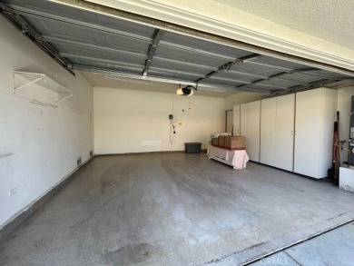 Located at Sun Lakes Country Club with NO MELLO ROOS! - Features on Sun Lakes Country Club in California - for sale on GolfHomes.com, golf home, golf lot