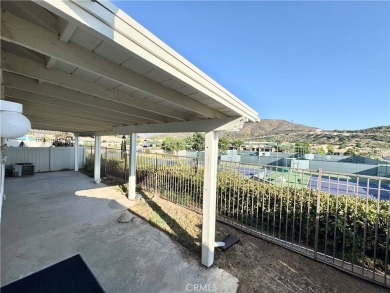 Located at Sun Lakes Country Club with NO MELLO ROOS! - Features on Sun Lakes Country Club in California - for sale on GolfHomes.com, golf home, golf lot
