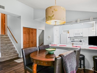 TWO FAMILY UNIT: ONE IS THREE BEDROOM WITH TWO FULL BATHROOMS on Willow Pond Golf Course in Illinois - for sale on GolfHomes.com, golf home, golf lot