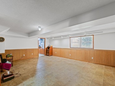 TWO FAMILY UNIT: ONE IS THREE BEDROOM WITH TWO FULL BATHROOMS on Willow Pond Golf Course in Illinois - for sale on GolfHomes.com, golf home, golf lot