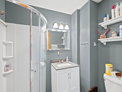 TWO FAMILY UNIT: ONE IS THREE BEDROOM WITH TWO FULL BATHROOMS on Willow Pond Golf Course in Illinois - for sale on GolfHomes.com, golf home, golf lot