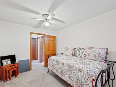 TWO FAMILY UNIT: ONE IS THREE BEDROOM WITH TWO FULL BATHROOMS on Willow Pond Golf Course in Illinois - for sale on GolfHomes.com, golf home, golf lot