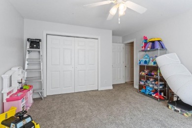 Square footage lives large in this home that shows pride of on Bella Vista - Metfield Golf Complex and Country Club in Arkansas - for sale on GolfHomes.com, golf home, golf lot