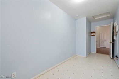 This spacious 2,422 sq ft home is located by Lakeview Executive on Lakeview Executive Golf Course in Nevada - for sale on GolfHomes.com, golf home, golf lot