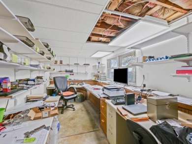 TWO FAMILY UNIT: ONE IS THREE BEDROOM WITH TWO FULL BATHROOMS on Willow Pond Golf Course in Illinois - for sale on GolfHomes.com, golf home, golf lot