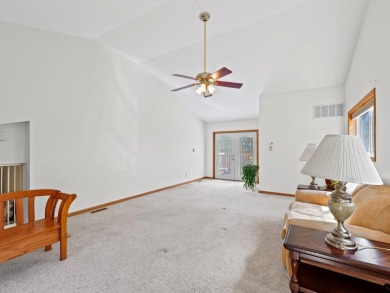 TWO FAMILY UNIT: ONE IS THREE BEDROOM WITH TWO FULL BATHROOMS on Willow Pond Golf Course in Illinois - for sale on GolfHomes.com, golf home, golf lot