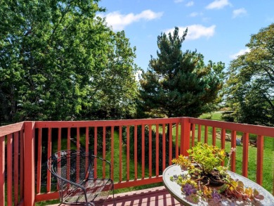 TWO FAMILY UNIT: ONE IS THREE BEDROOM WITH TWO FULL BATHROOMS on Willow Pond Golf Course in Illinois - for sale on GolfHomes.com, golf home, golf lot