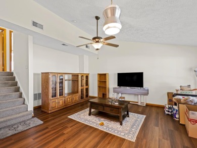 TWO FAMILY UNIT: ONE IS THREE BEDROOM WITH TWO FULL BATHROOMS on Willow Pond Golf Course in Illinois - for sale on GolfHomes.com, golf home, golf lot