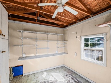 TWO FAMILY UNIT: ONE IS THREE BEDROOM WITH TWO FULL BATHROOMS on Willow Pond Golf Course in Illinois - for sale on GolfHomes.com, golf home, golf lot