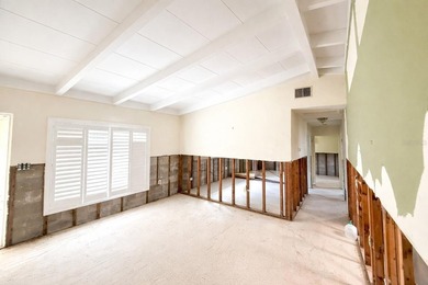 Premier Snell Isle redevelopment opportunity. Set on a generous on The Renaisssance Vinoy Golf Club in Florida - for sale on GolfHomes.com, golf home, golf lot