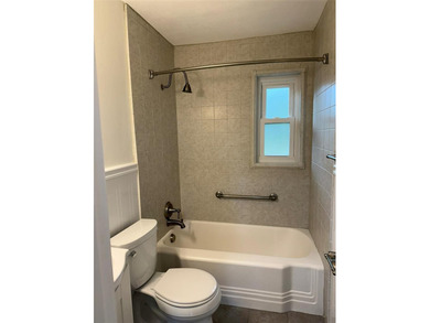 Beautiful, updated 2-bedroom, 1-bath home situated on nearly a on Clearwater Executive Golf Course in Florida - for sale on GolfHomes.com, golf home, golf lot