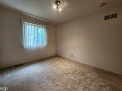 Welcome to our Waterford site condo listing. Enjoy the comfort on White Lake Oaks Golf Course in Michigan - for sale on GolfHomes.com, golf home, golf lot