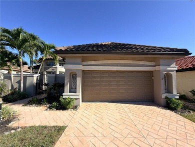 Welcome to this exquisite former model home featuring 3 bedrooms on Spanish Wells Golf and Country Club in Florida - for sale on GolfHomes.com, golf home, golf lot