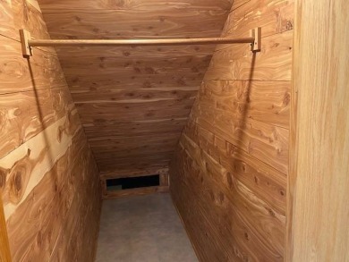 Abel Island is Northeast Iowa's drive-in, boat-in and fly-in on Guttenberg Golf Club in Iowa - for sale on GolfHomes.com, golf home, golf lot